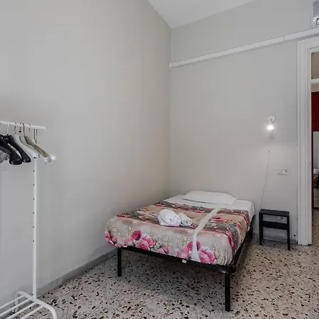 Apartmán Guesthost - *