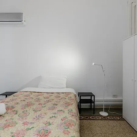 Guesthost - * Palermo