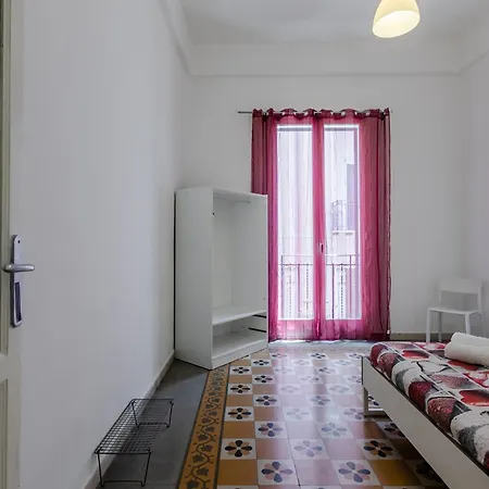 Apartment Guesthost - *